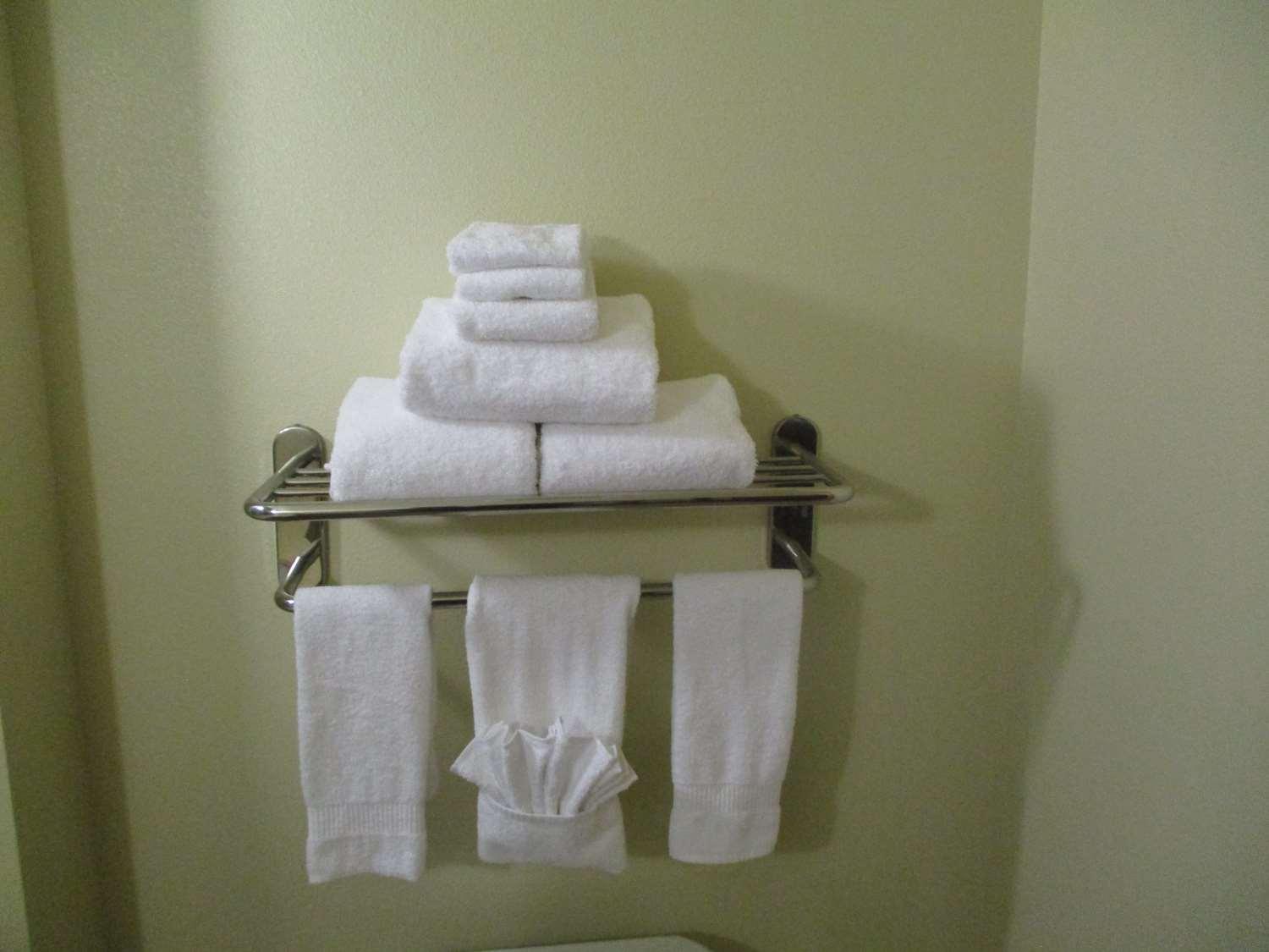 Best Western Coffeyville Central Business District Inn And Suites Экстерьер фото
